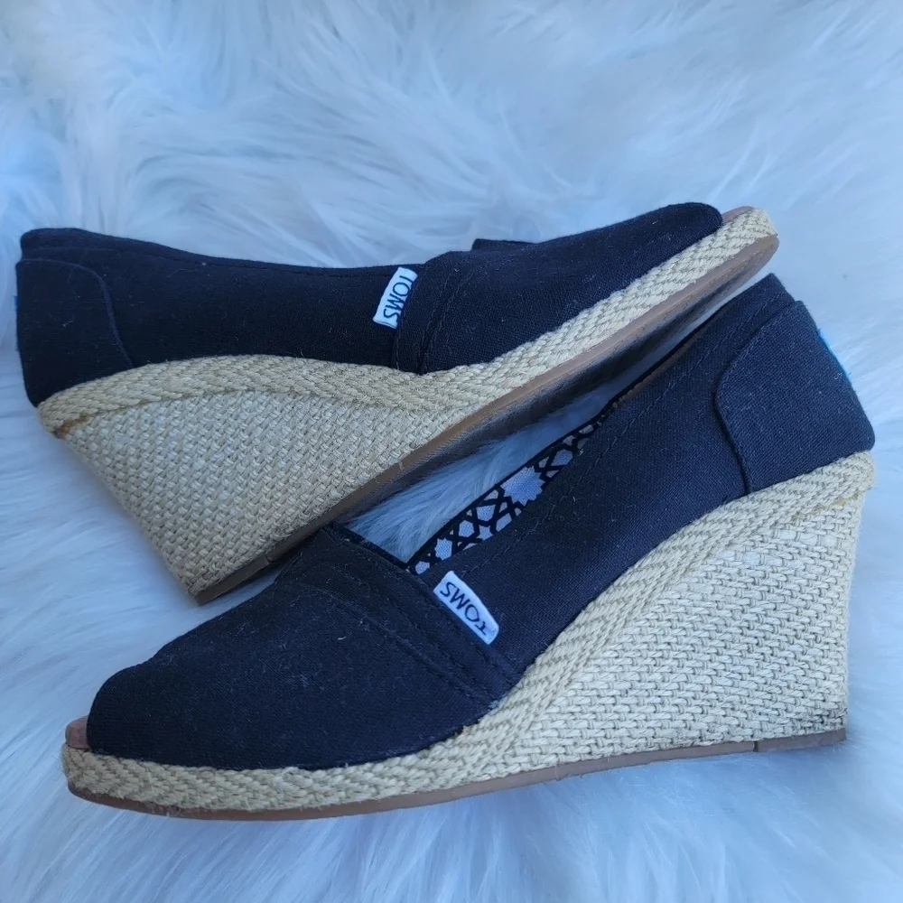 Toms Open Toed Espadrille Wedge 8.5